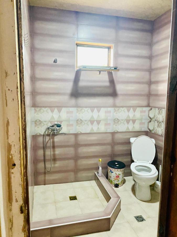 Guesthouse Kamelia Martvili Eksteriør bilde