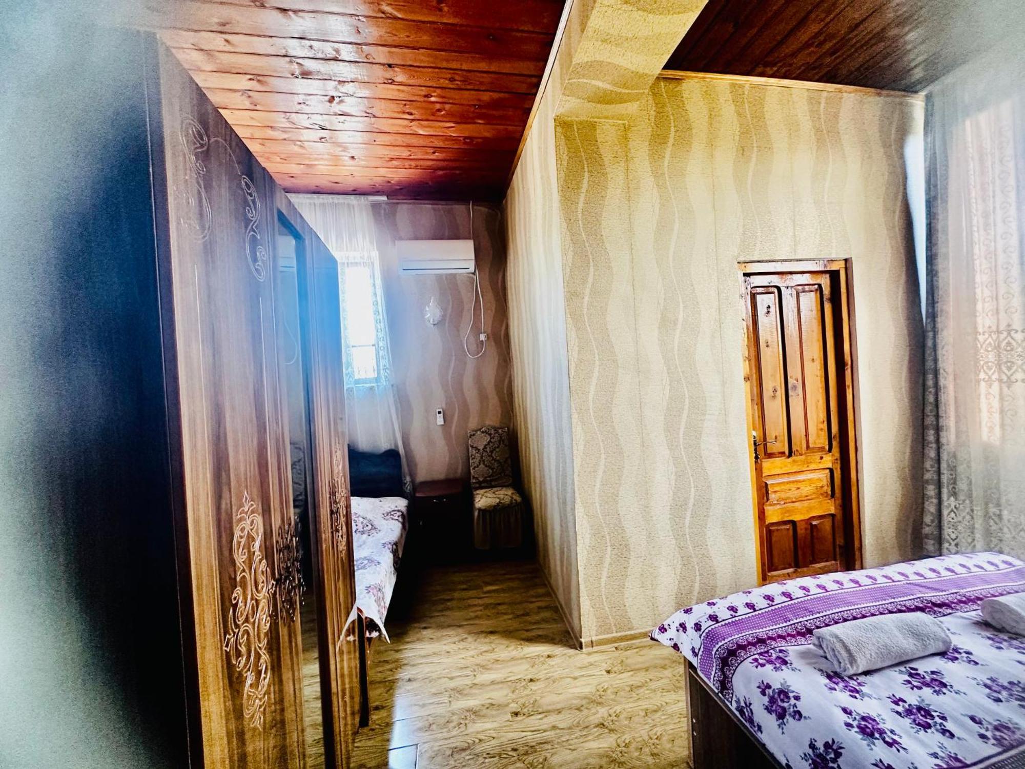 Guesthouse Kamelia Martvili Eksteriør bilde