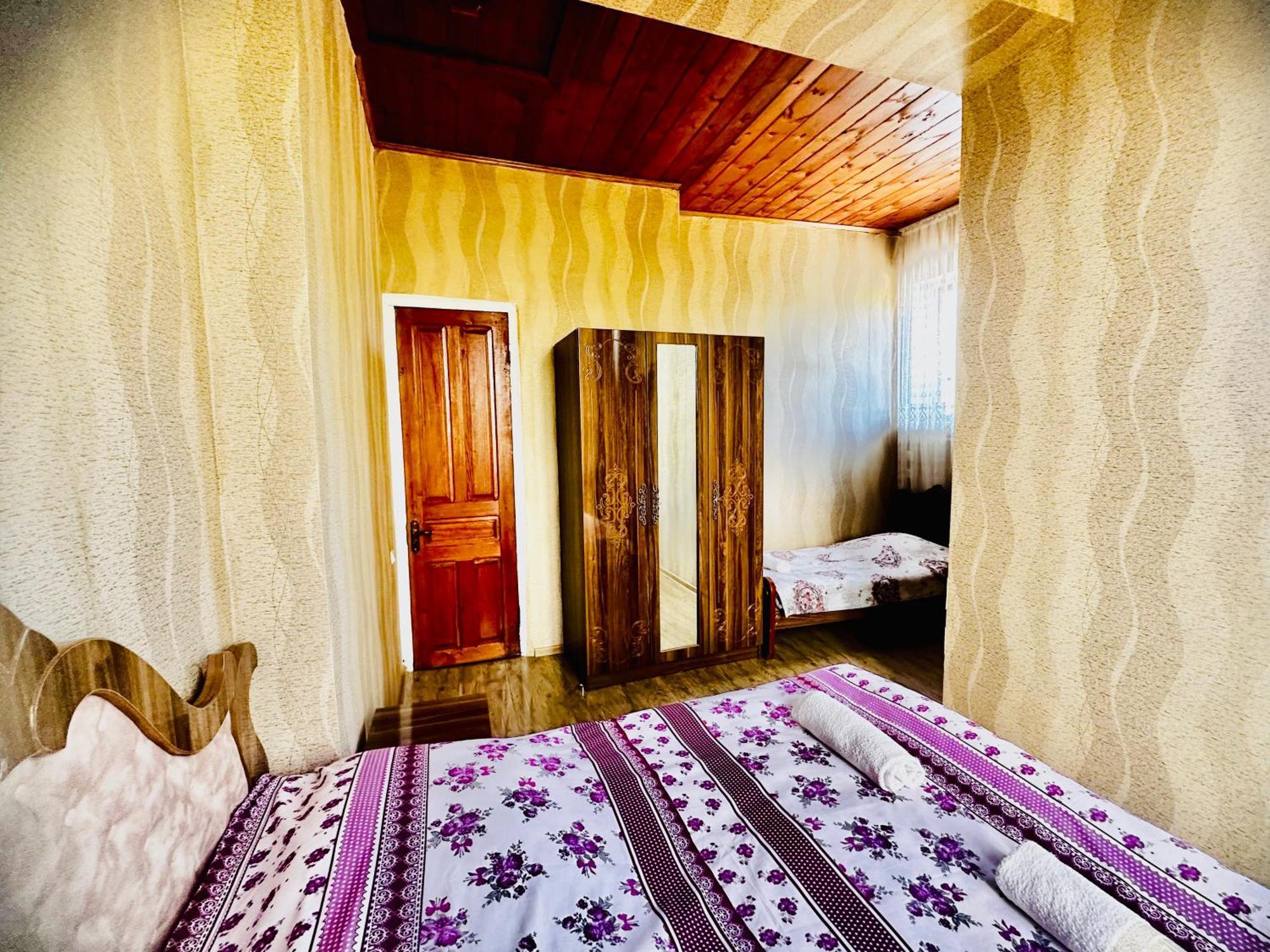 Guesthouse Kamelia Martvili Eksteriør bilde